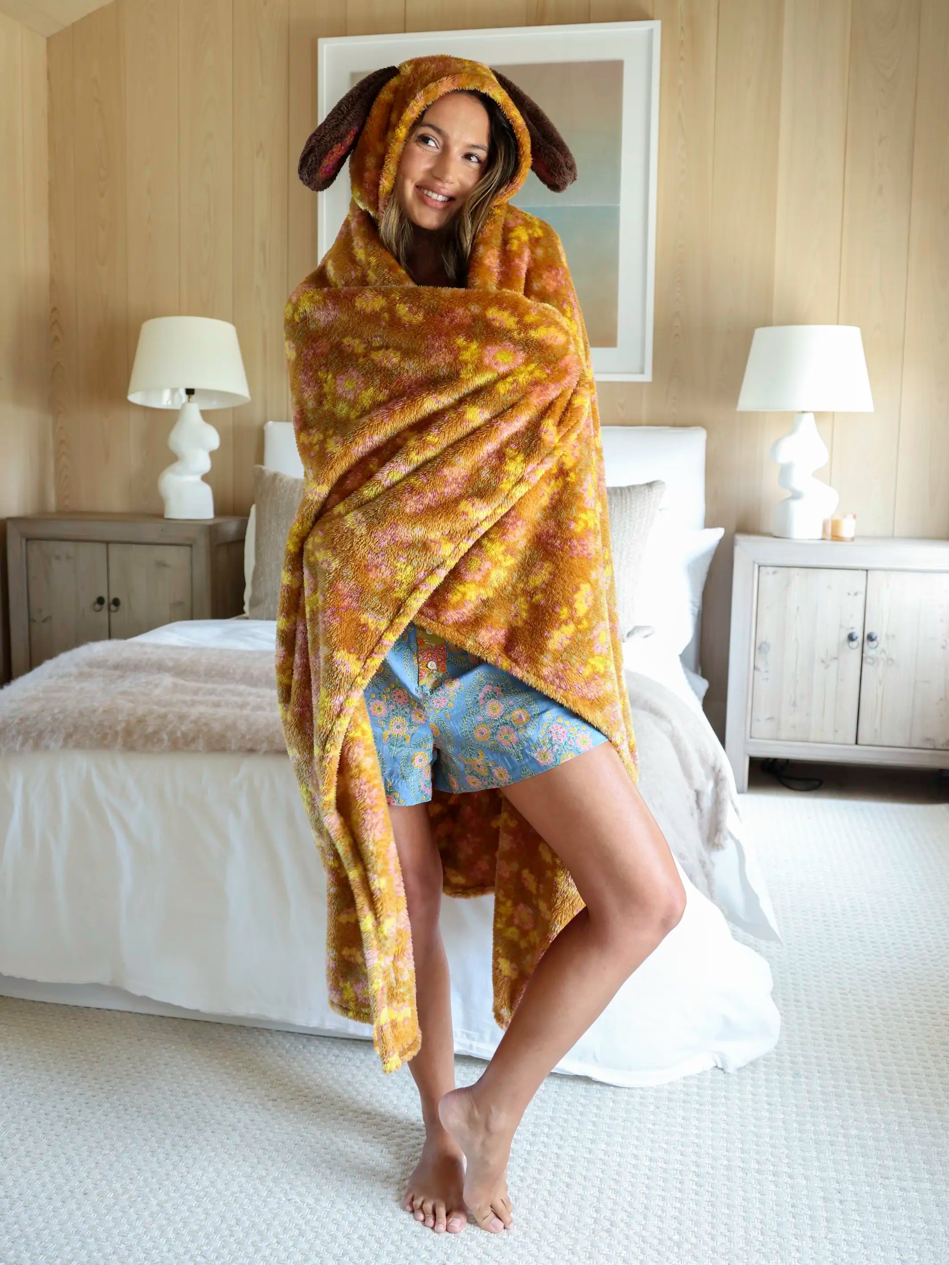 Hooded Sherpa Blanket - Brown Dog