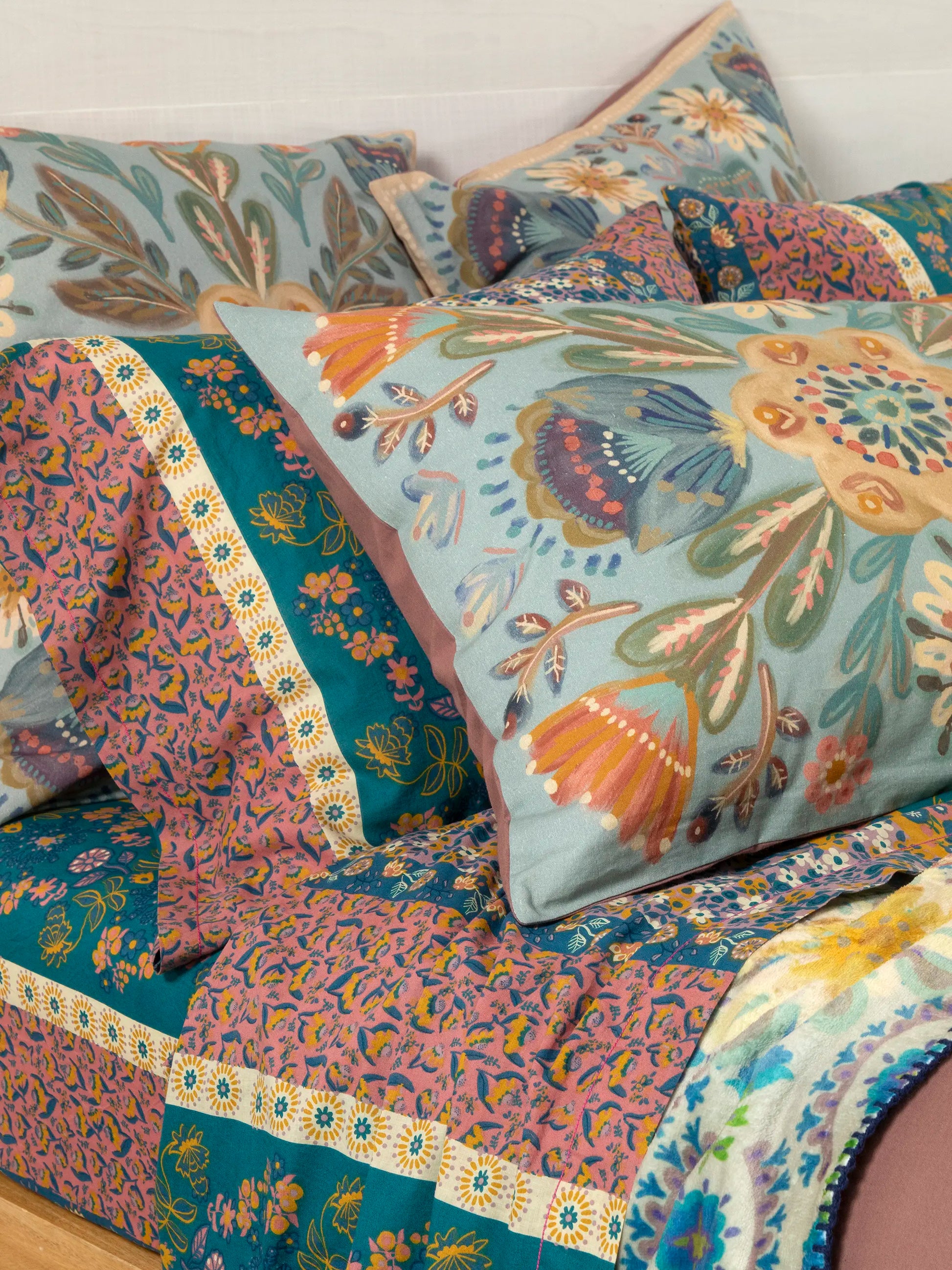 Catalina Cotton Shams, Set of 2 - Blue Mandala