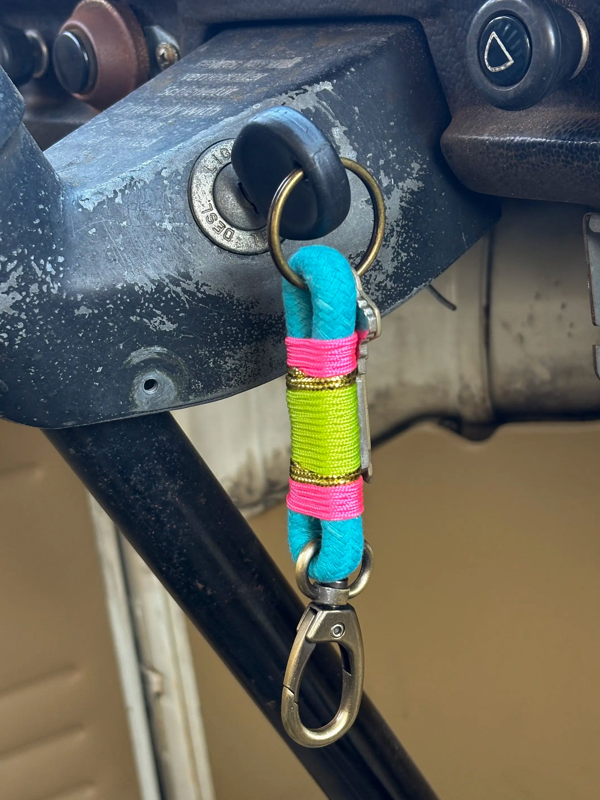 Nautical Rope Keychain - Turquoise