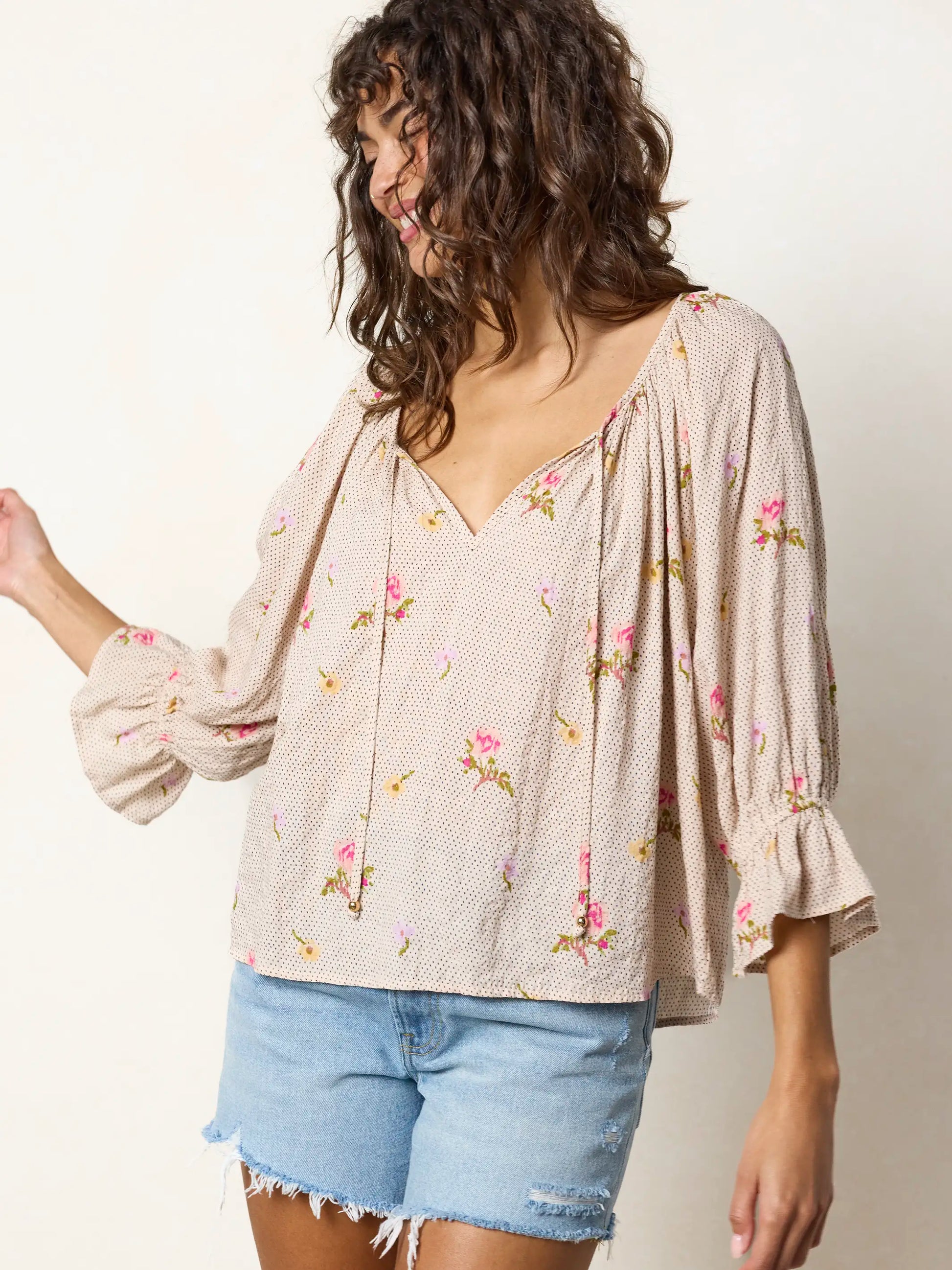 Magnolia Top - Pin Dot Prairie Cream